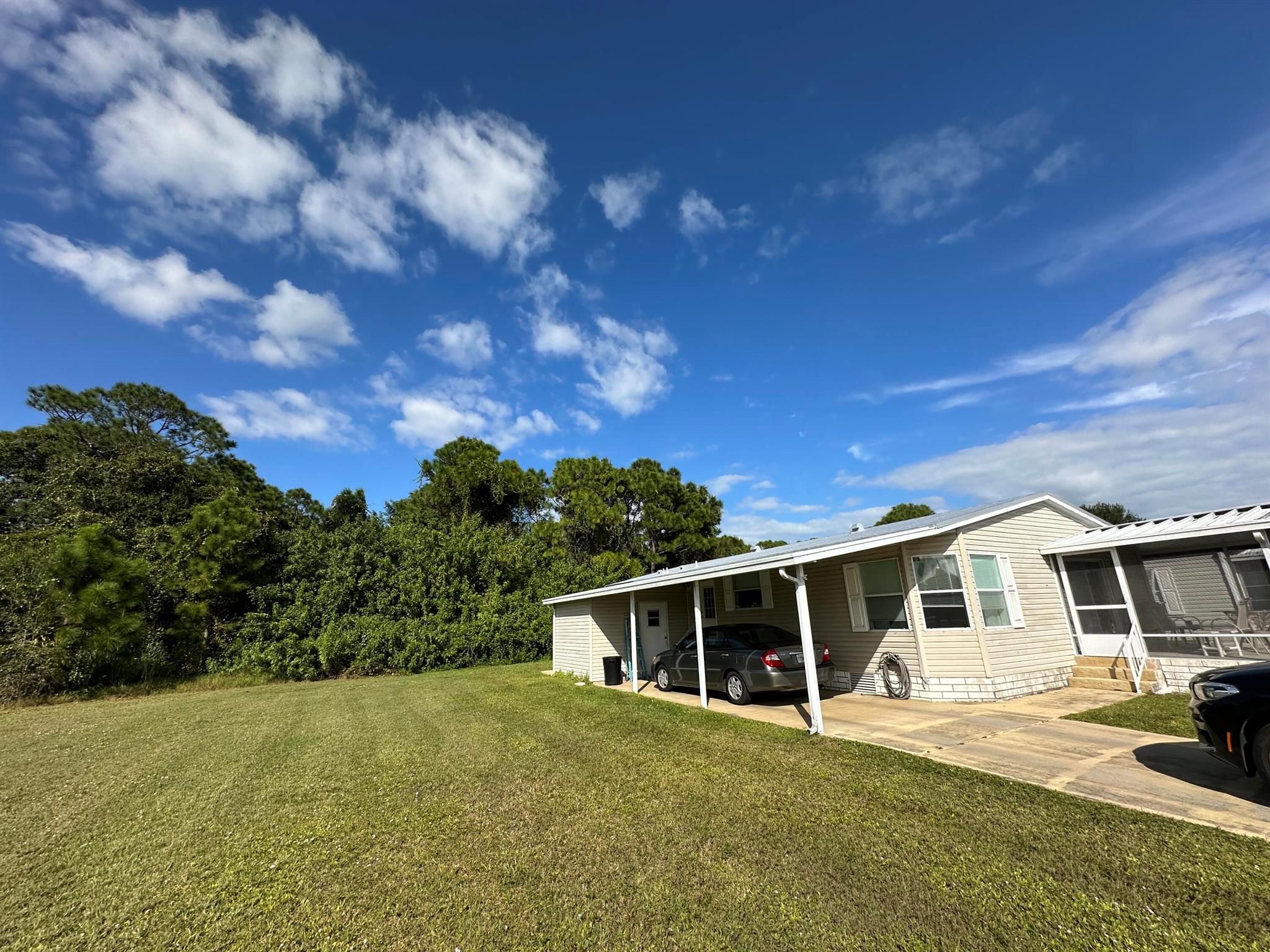 Tropical Isles - Residential