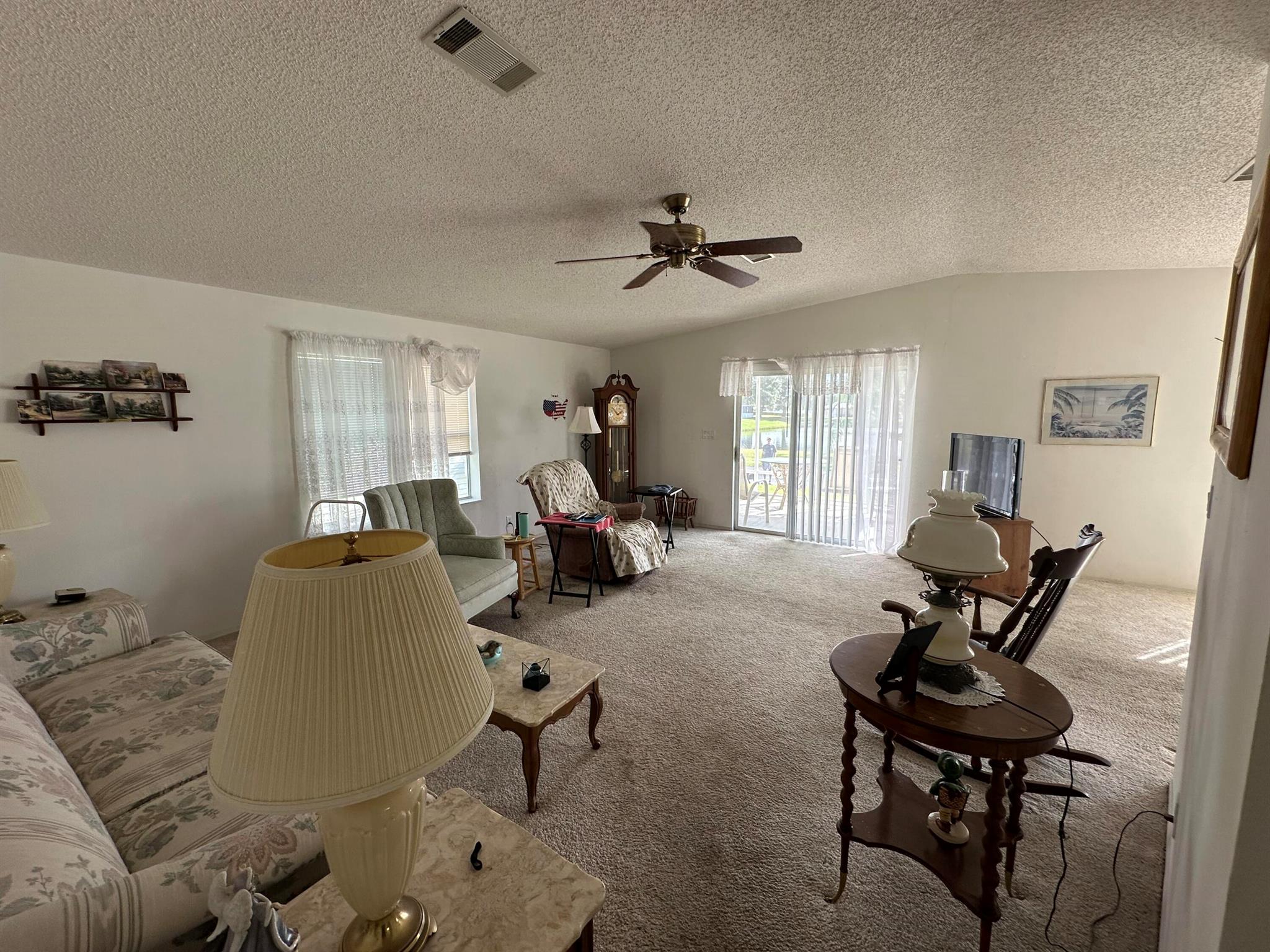 Tropical Isles - Residential