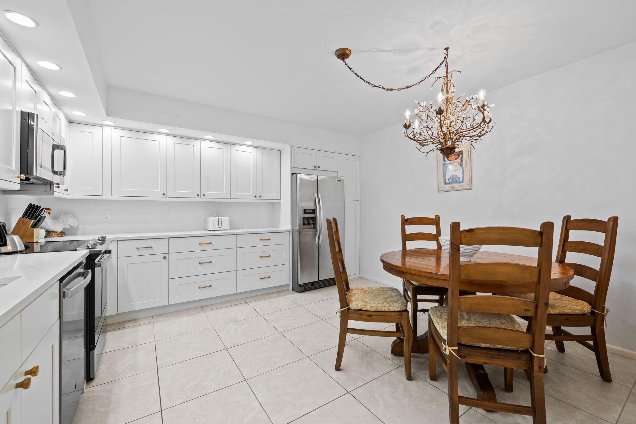 CORONADO AT HIGHLAND BEAC - Residential Lease