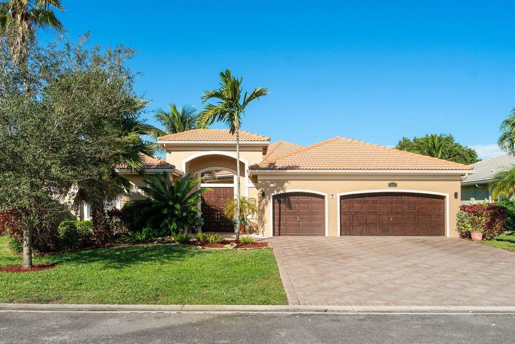 Photo of 4872 NW 113th Avenue, Coral Springs, FL 33076 (MLS # R10769900)