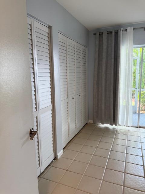 MURRY HILLS APT BLDG CONDO - Residential