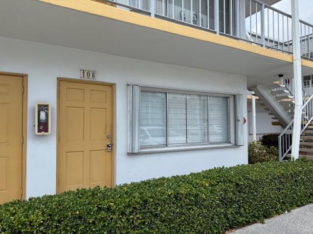 MURRY HILLS APT BLDG CONDO - Residential