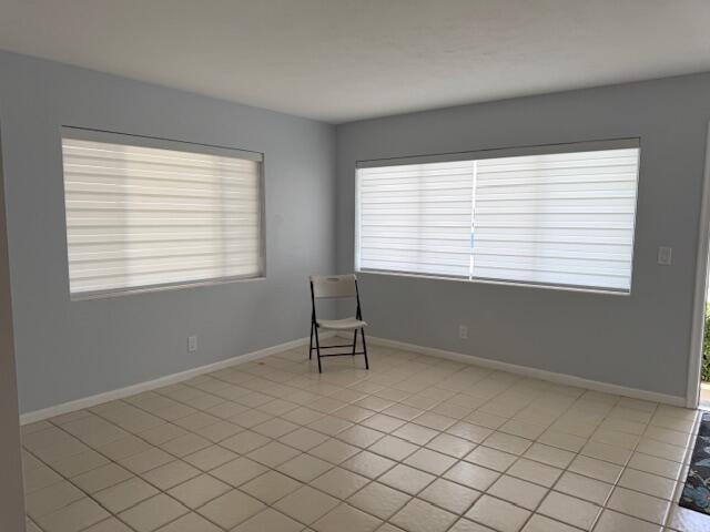 MURRY HILLS APT BLDG COND - Residential