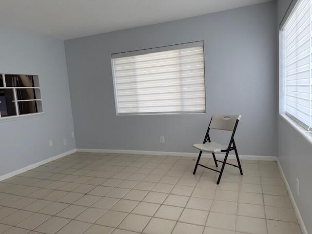MURRY HILLS APT BLDG COND - Residential