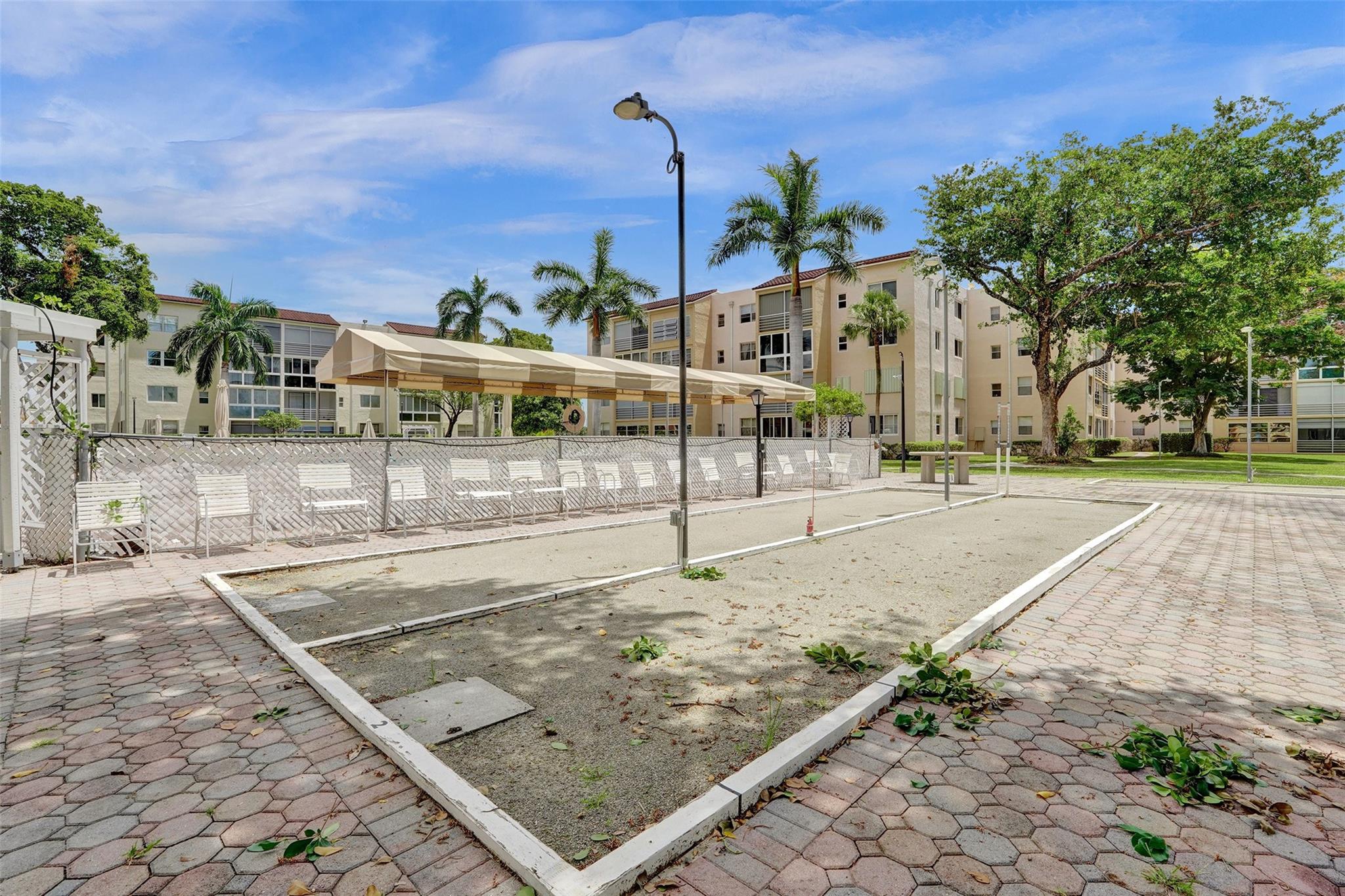 SOMERSET - Residential