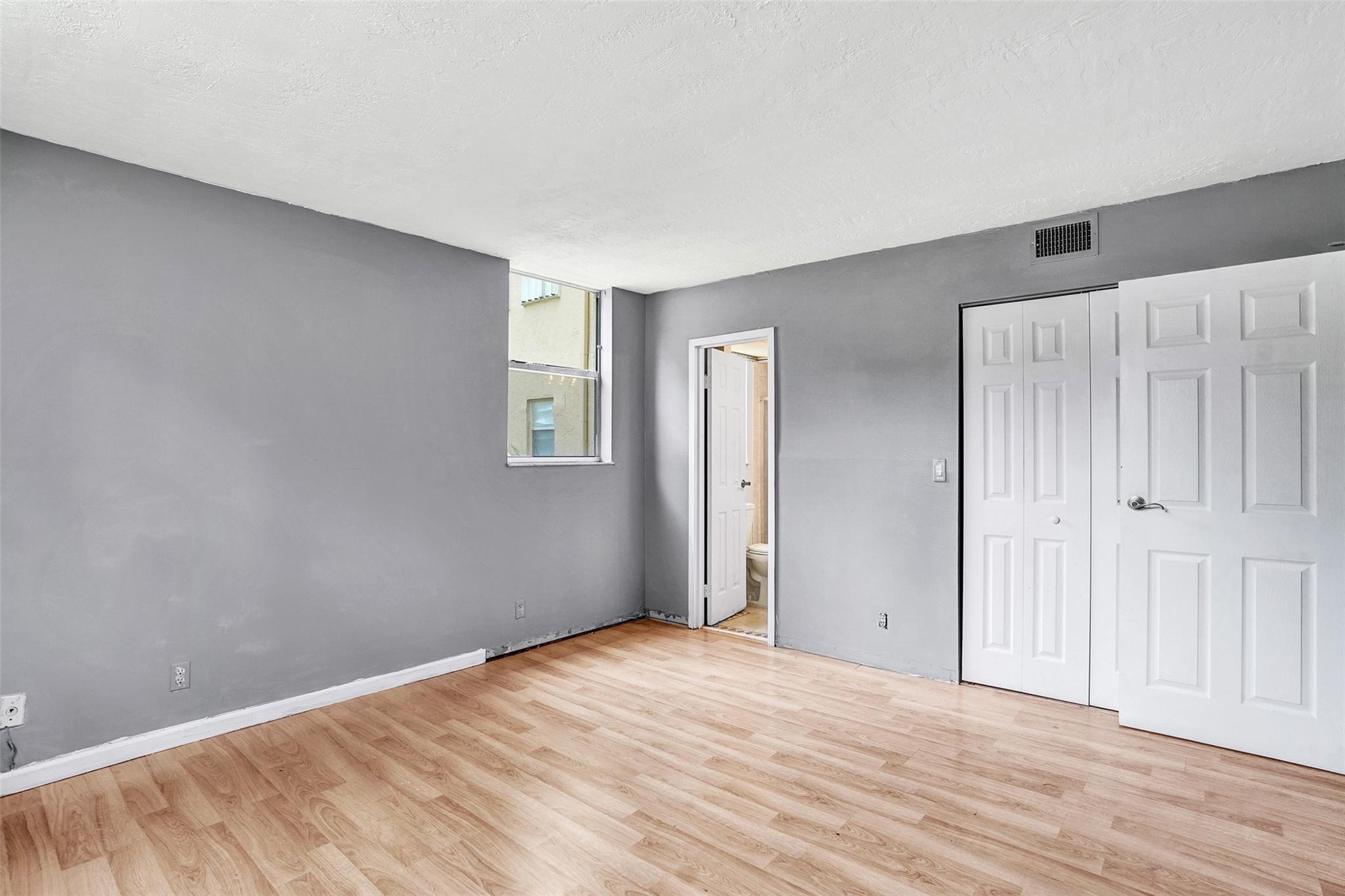 SOMERSET - Residential