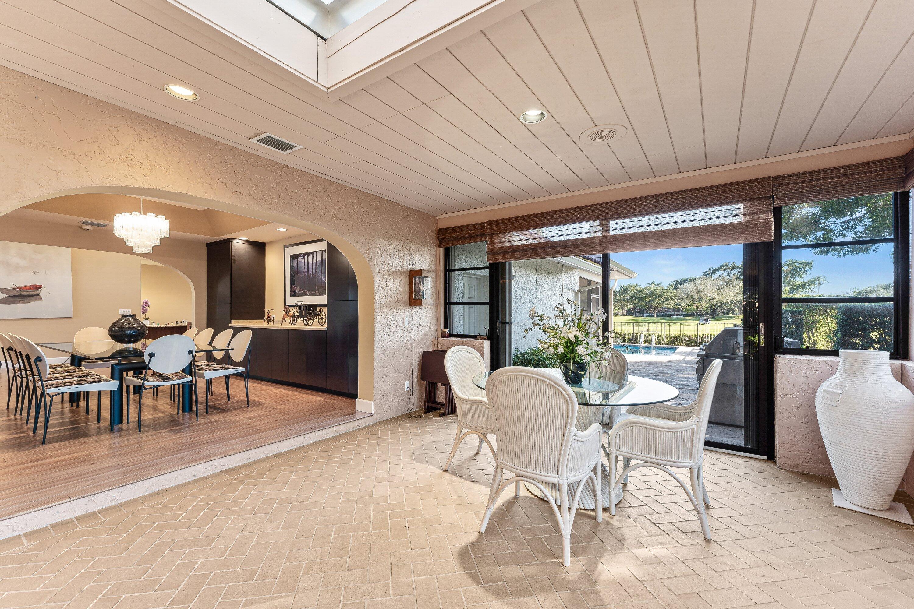 HAMPSHIRE AT HUNTERS RUN CONDO - Residential