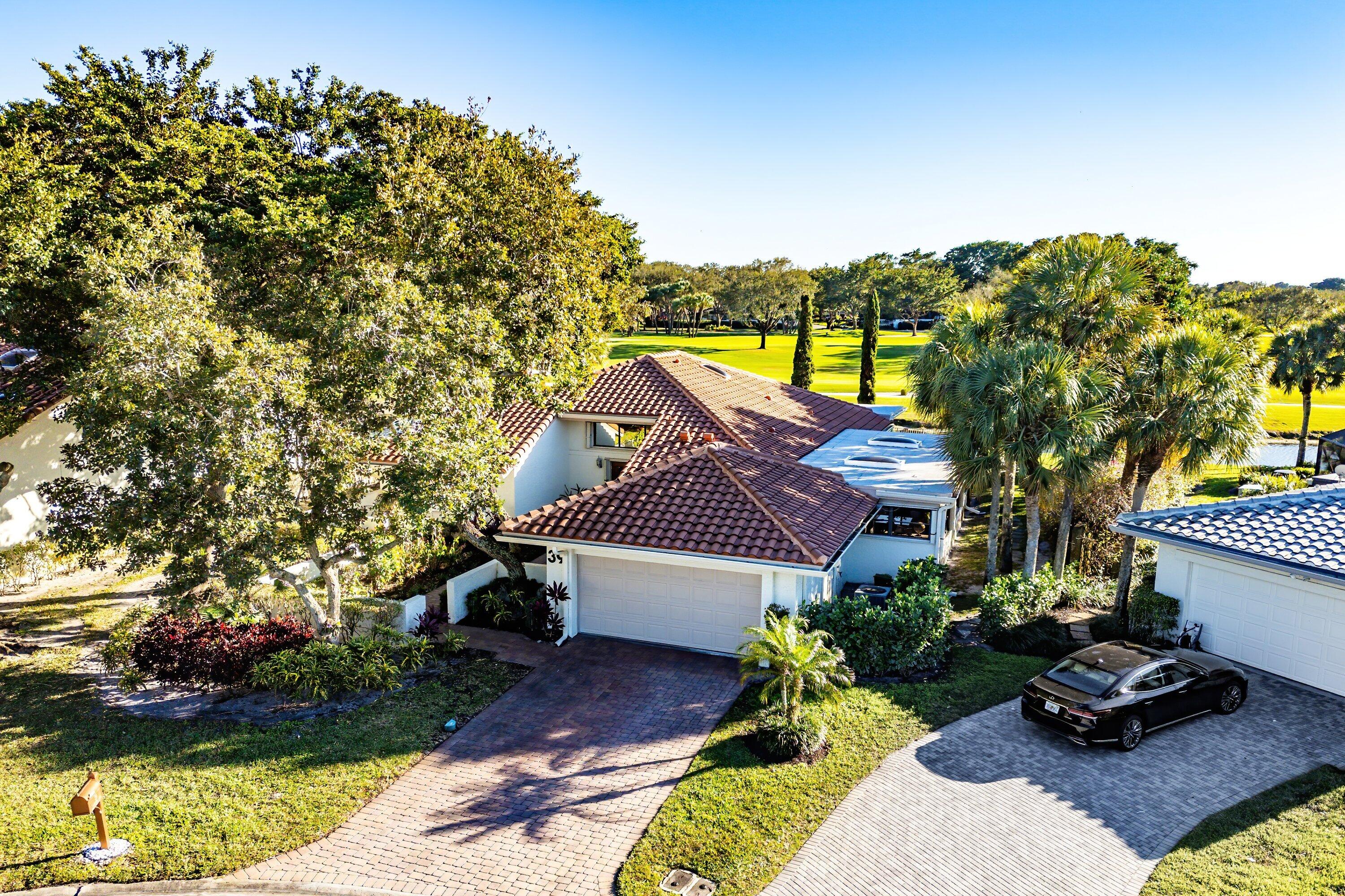 HAMPSHIRE AT HUNTERS RUN CONDO - Residential