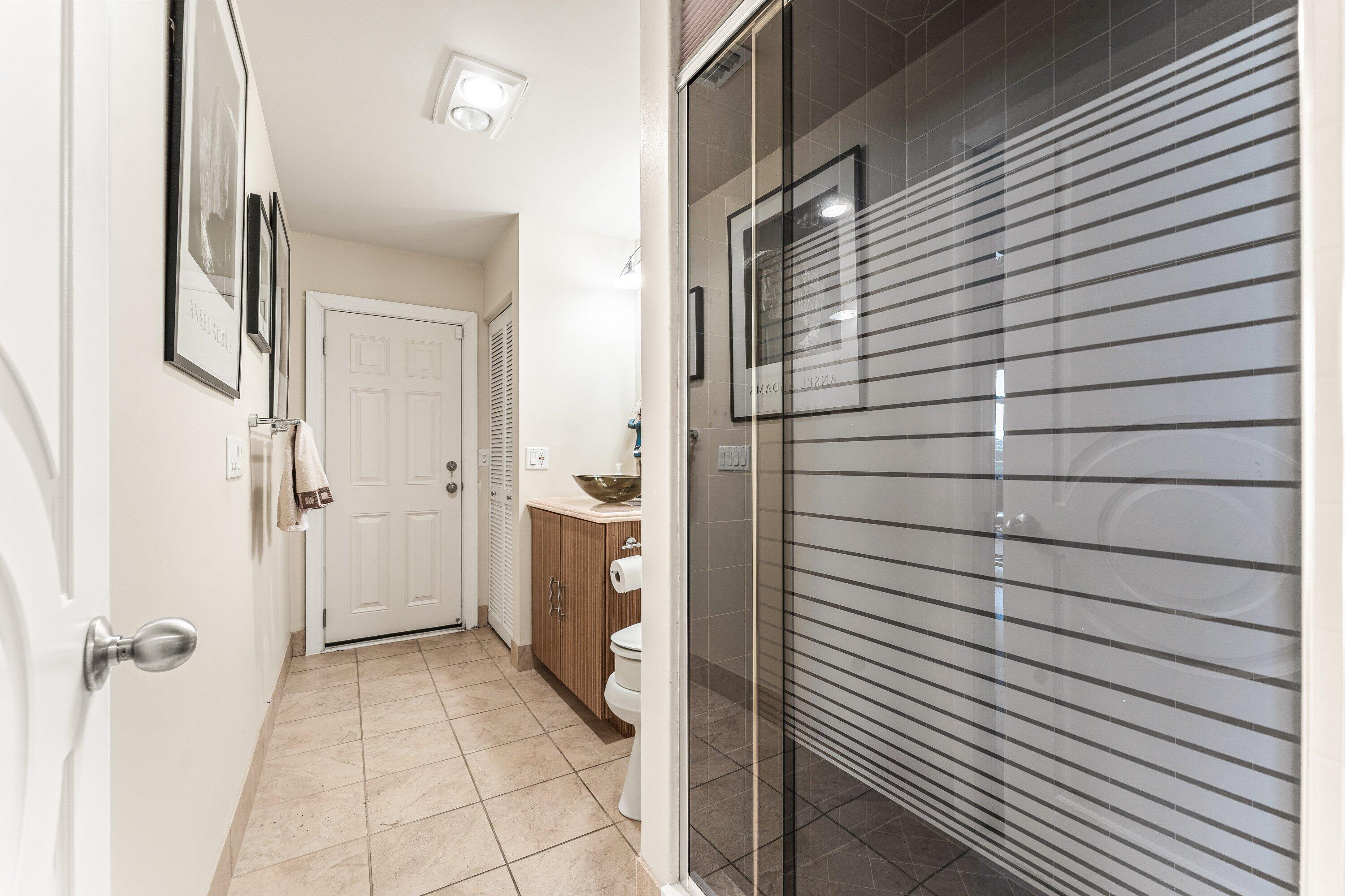 HAMPSHIRE AT HUNTERS RUN CONDO - Residential