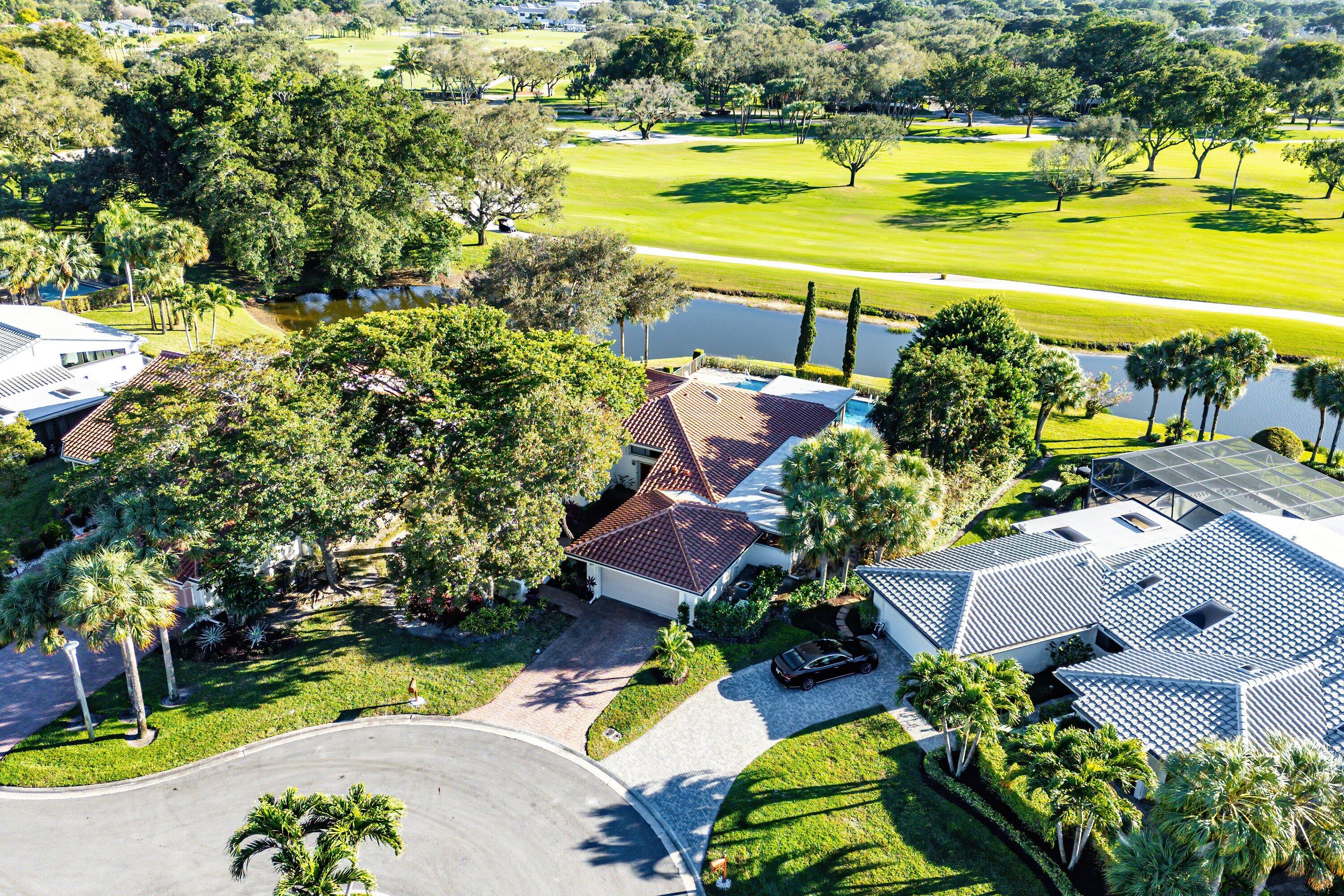 HAMPSHIRE AT HUNTERS RUN CONDO - Residential