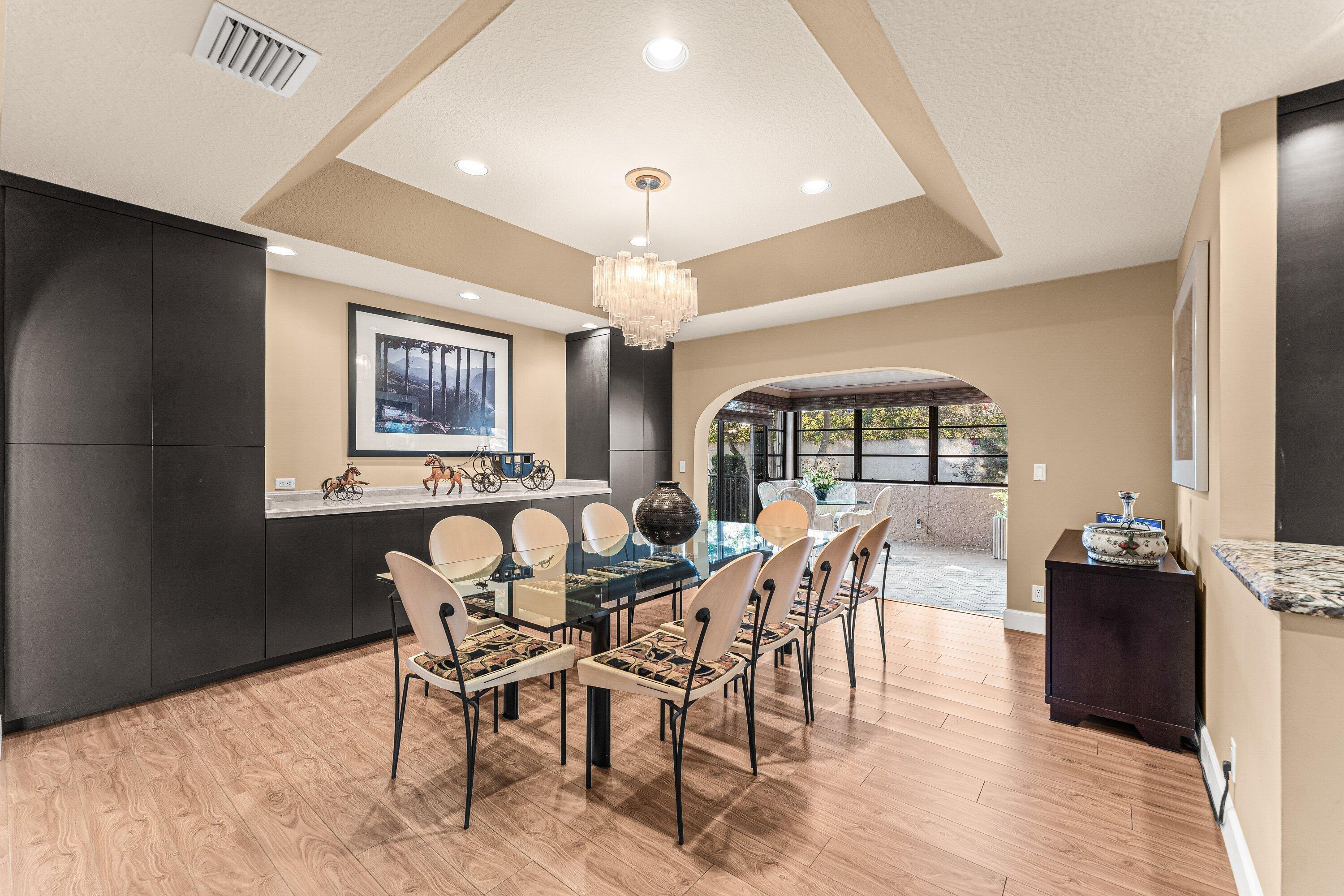 HAMPSHIRE AT HUNTERS RUN CONDO - Residential