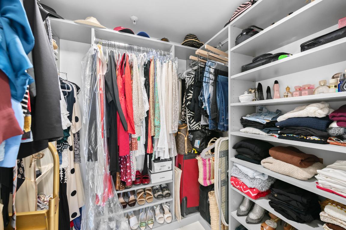 PORTA BELLA EAST AND PORTA BELLA SOUTHWEST CONDO A - Residential