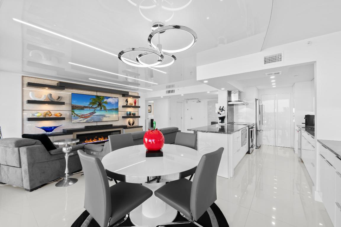 PORTA BELLA EAST AND PORTA BELLA SOUTHWEST CONDO A - Residential