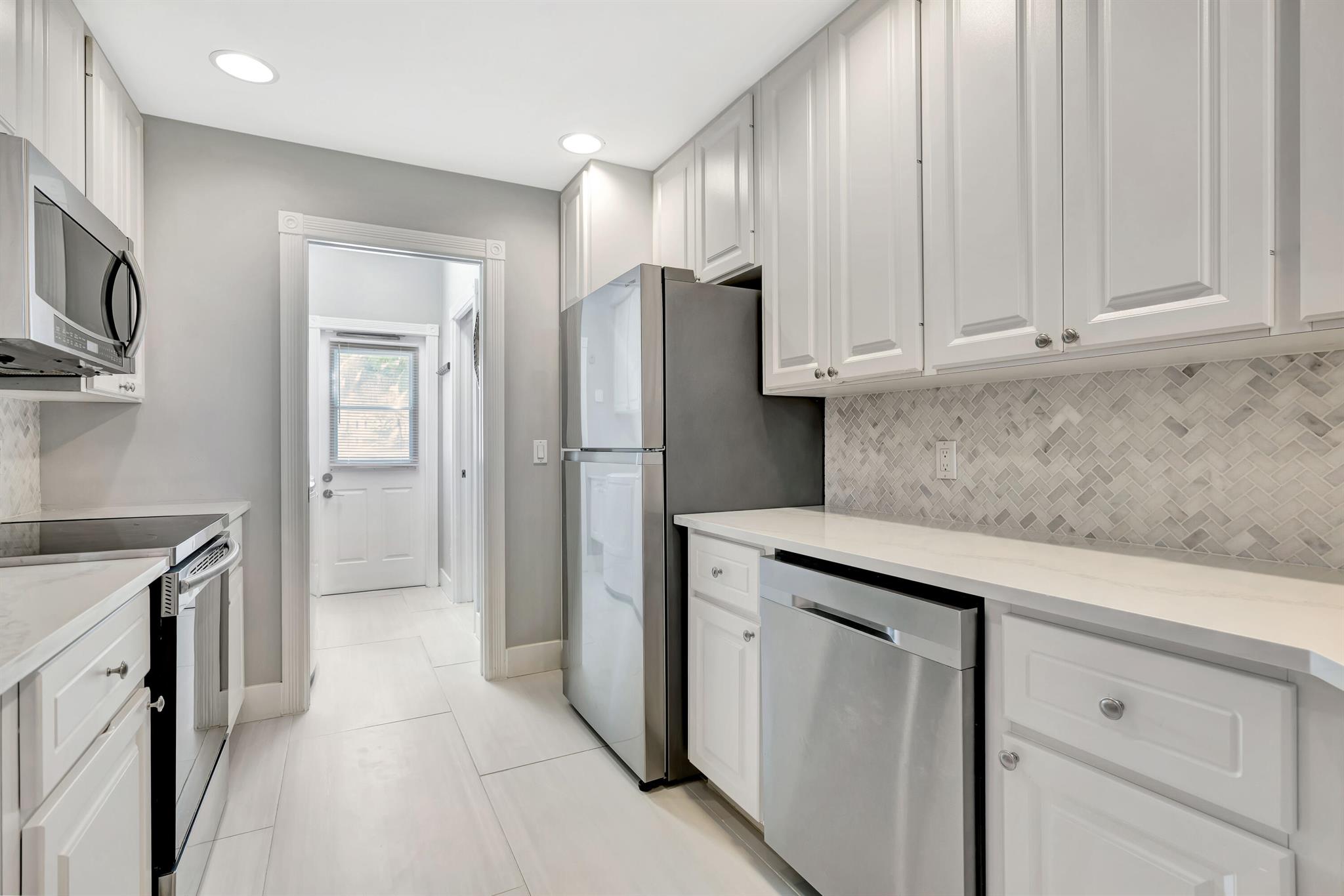 Charleston Court - Residential