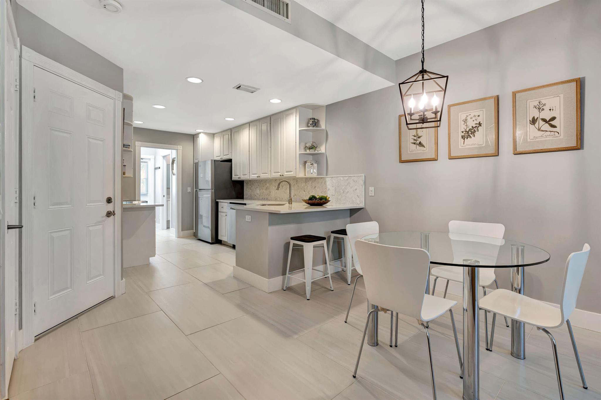 Charleston Court - Residential