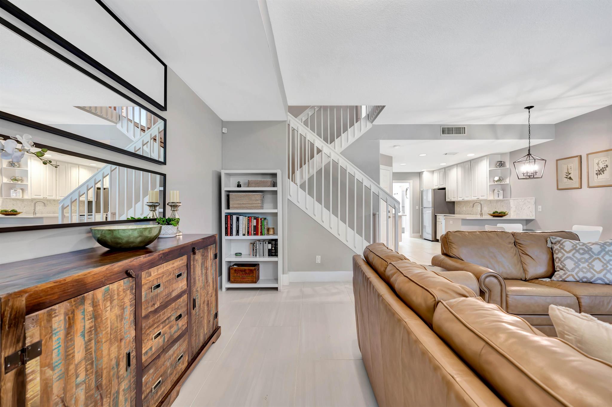 Charleston Court - Residential