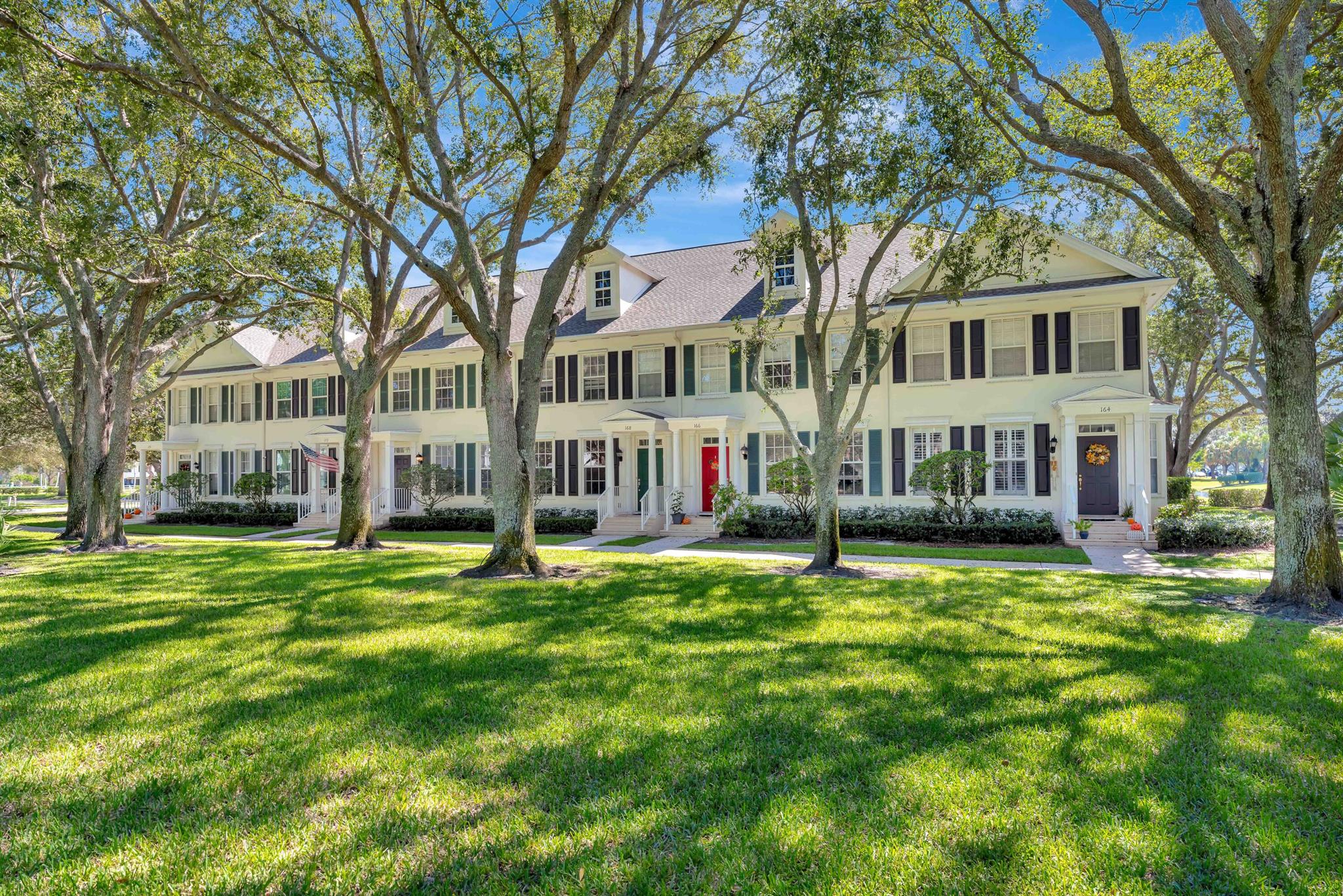 Charleston Court - Residential