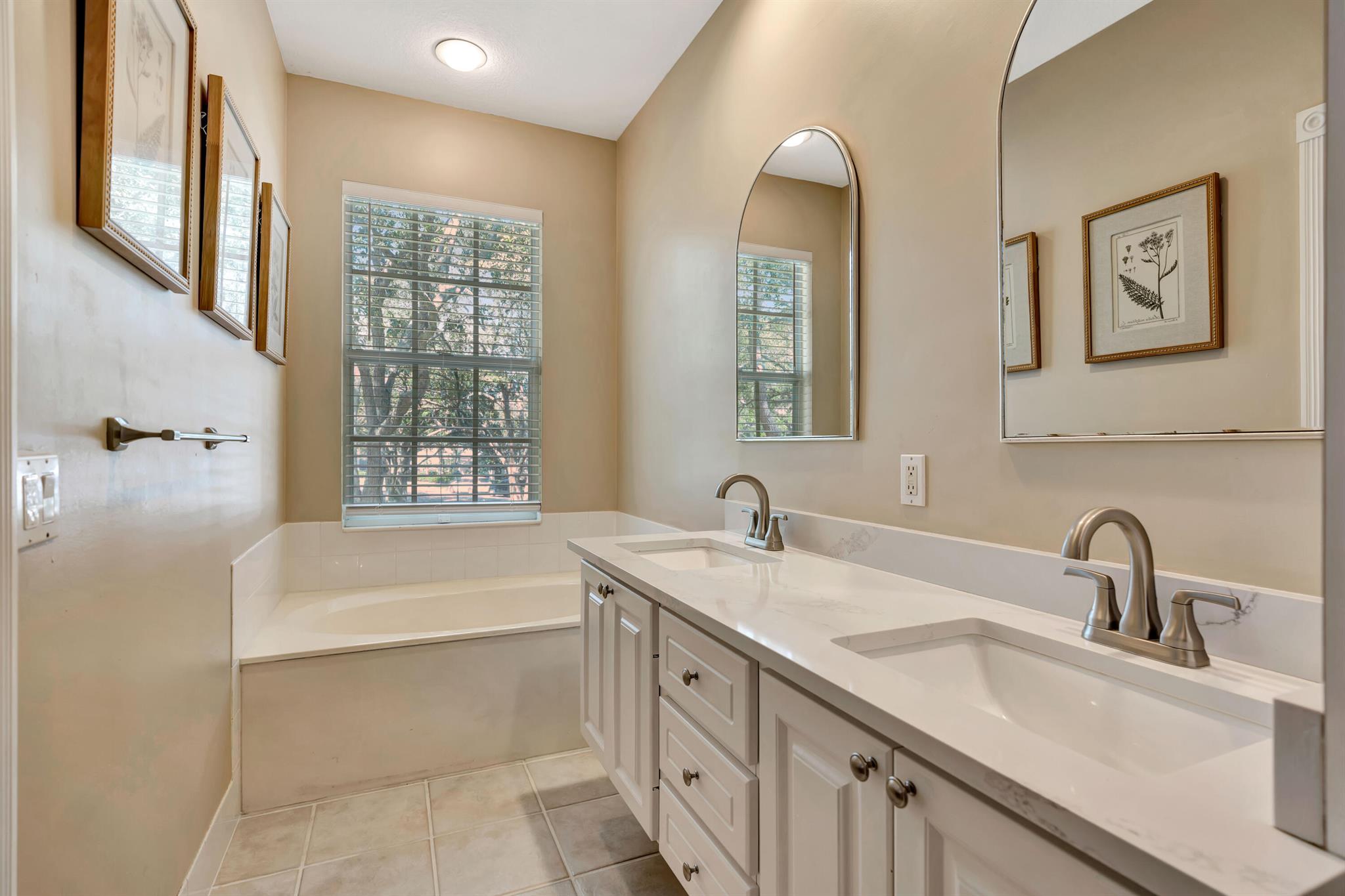 Charleston Court - Residential