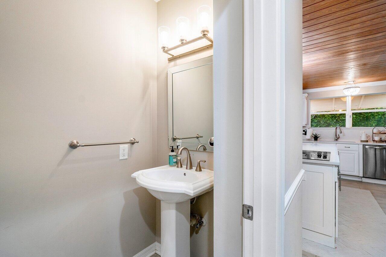 BOYNTON BEACH PARK - Residential