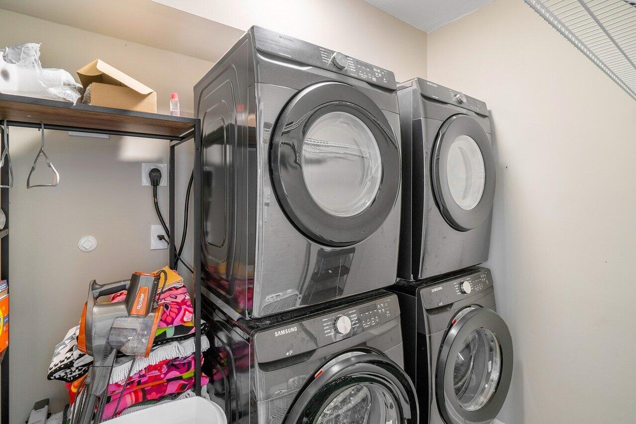 BOYNTON BEACH PARK - Residential