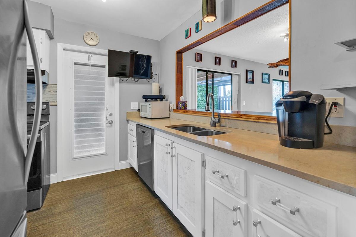 14745 Wildflower Ln