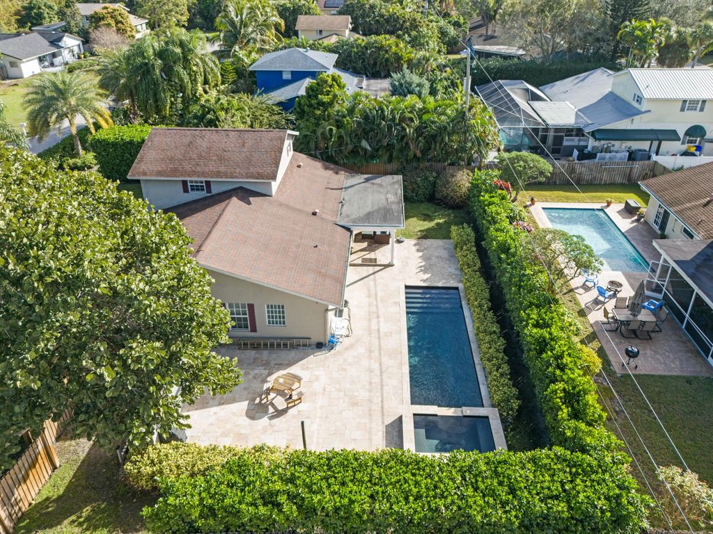 Photo of 4610 Pinetree Drive, Delray Beach, FL 33445 (MLS # B26034779)