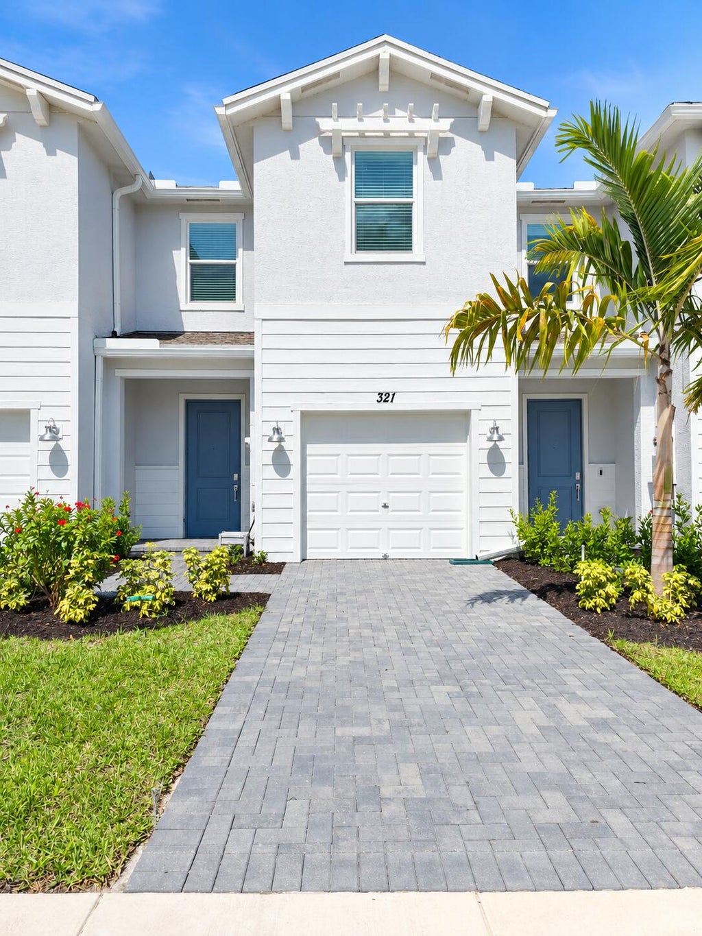 Photo of 321 SE CROSSOAK Lane, Port Saint Lucie, FL 34984 (MLS # B26074884)