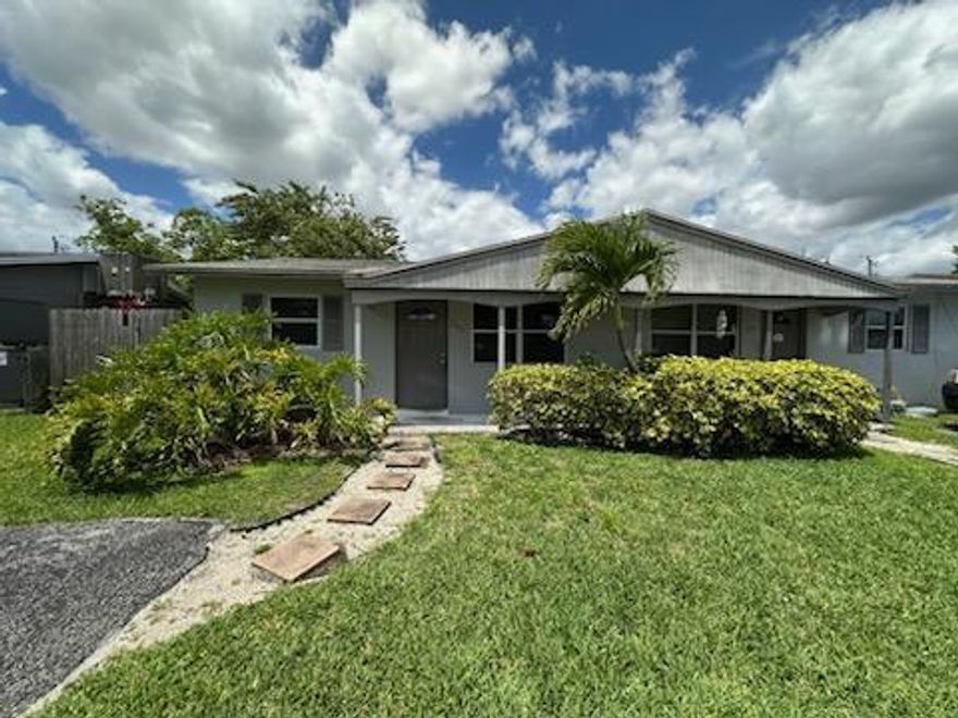 wOw!  2 BED 1 BATH HALF DUPLEX IN THE WINFIELD BLVD AREA OF NORTH MARGATE. TILE THROUGHOUT WITH WASHER AND DRYER. UNIT A FENCED BACK YARD . PROPERTY IS PROFESSIONALLY MANAGED.