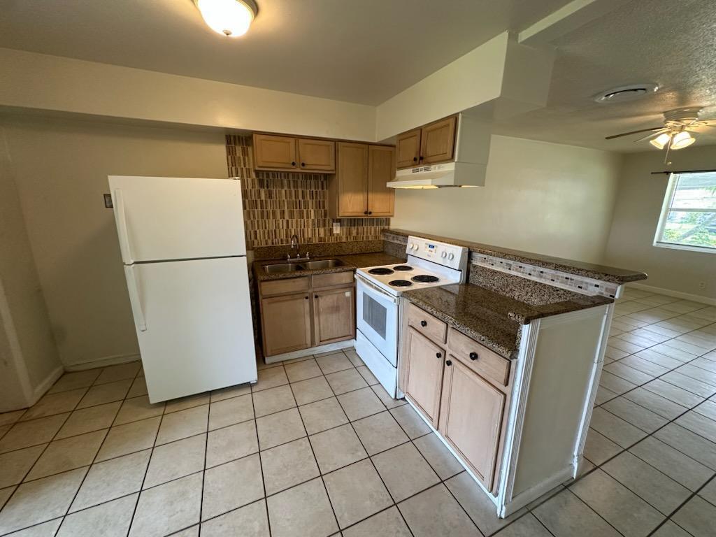 NORTH MARGATE 1ST ADD - Residential Lease