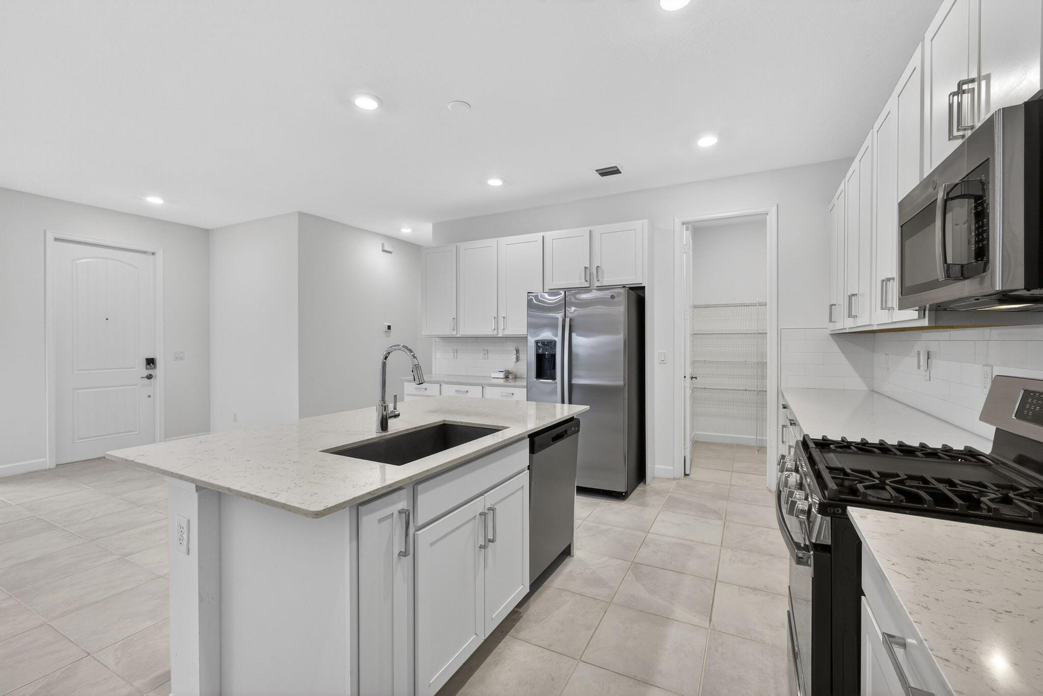 ARDEN PUD POD I SOUTH - Residential Lease