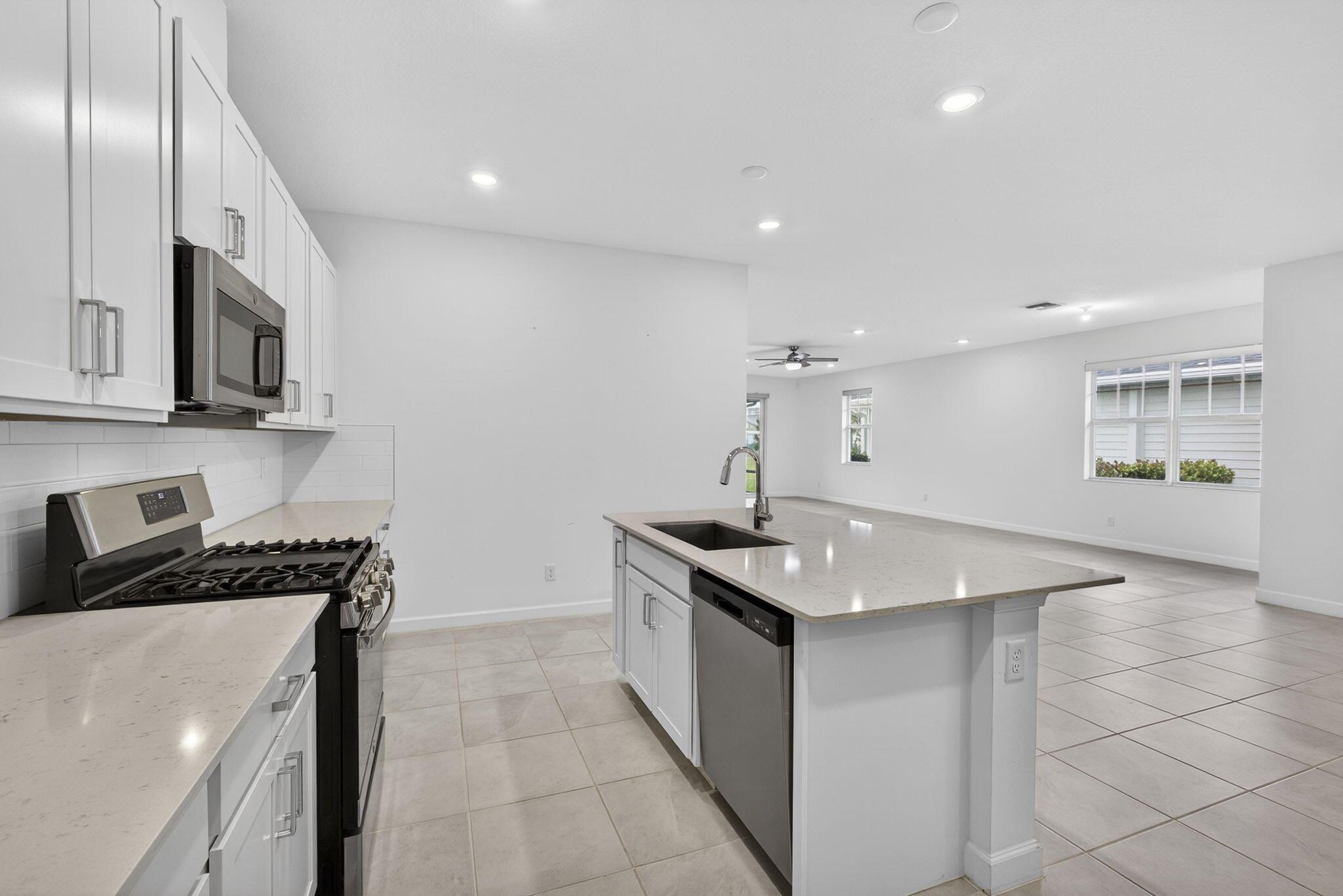 ARDEN PUD POD I SOUTH - Residential Lease