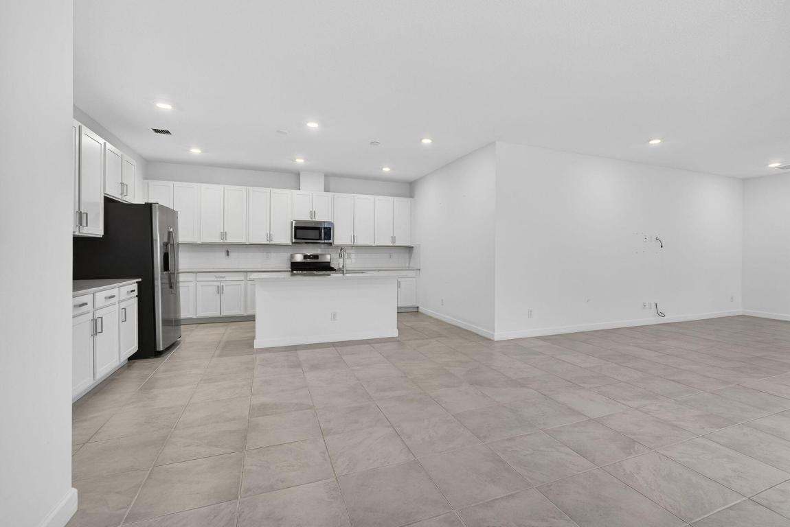 ARDEN PUD POD I SOUTH - Residential Lease