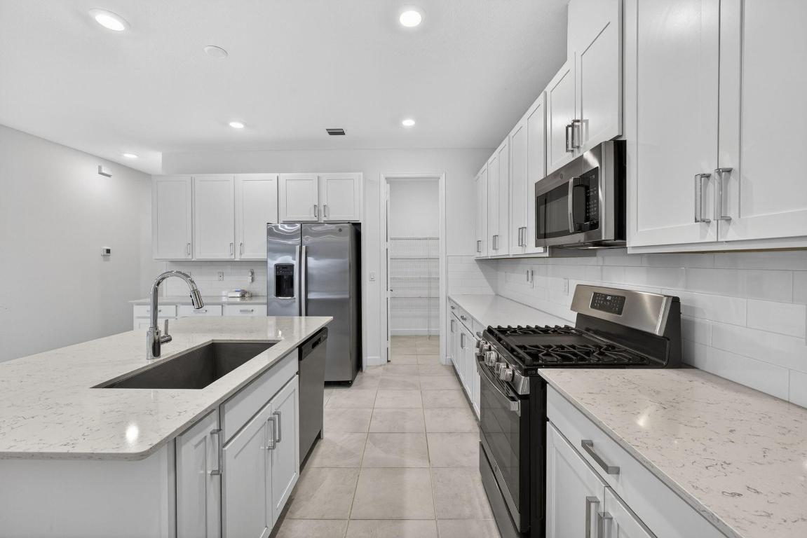 ARDEN PUD POD I SOUTH - Residential Lease