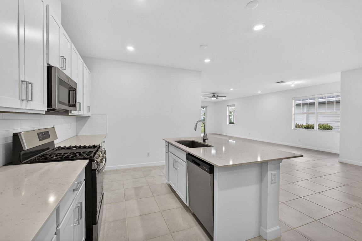 ARDEN PUD POD I SOUTH - Residential Lease