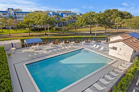 Tiny photo for 4735 Lucerne Lakes Boulevard #402, Lake Worth, FL 33467 (MLS # R11158617)