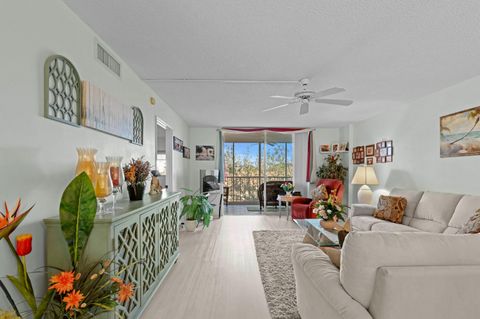 Tiny photo for 4735 Lucerne Lakes Boulevard #402, Lake Worth, FL 33467 (MLS # R11158617)