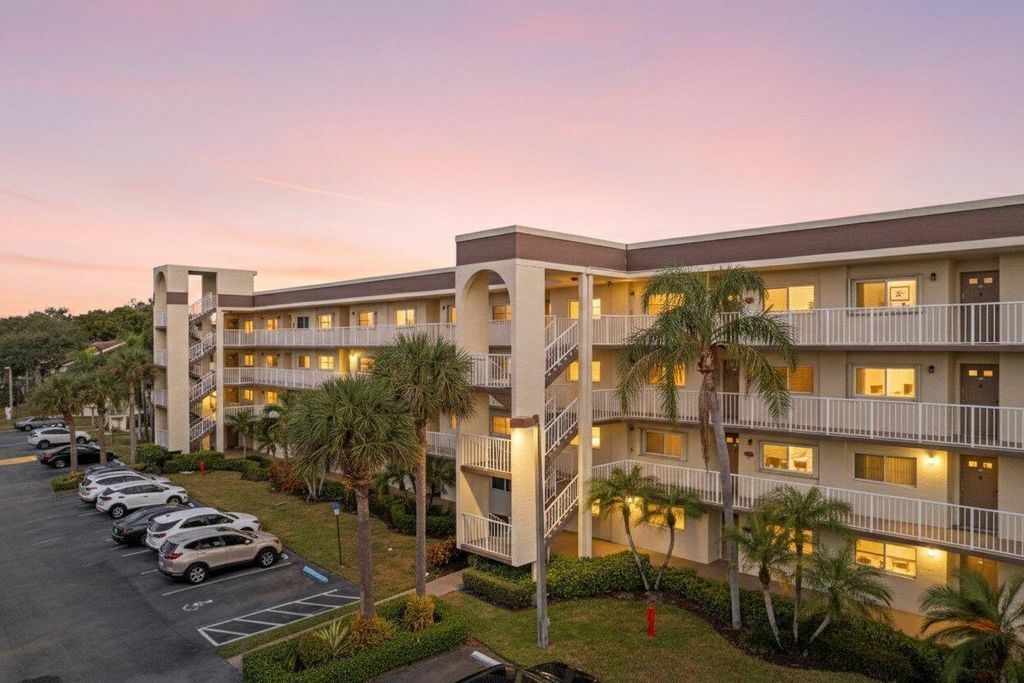 Photo of 4735 Lucerne Lakes Boulevard #402, Lake Worth, FL 33467 (MLS # R11158617)