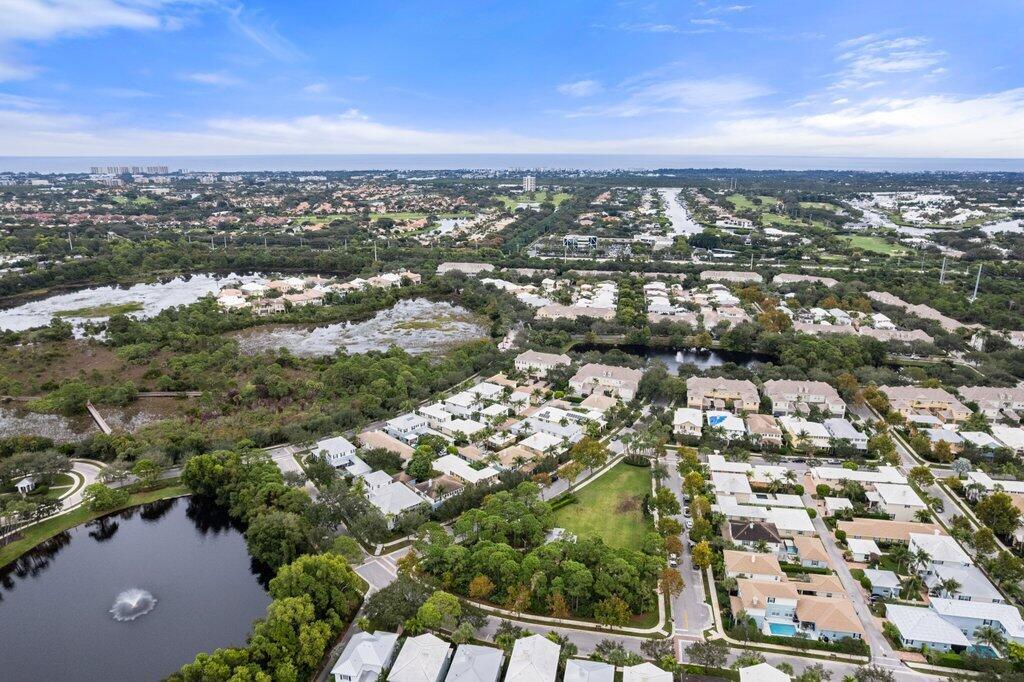 BOTANICA - Residential