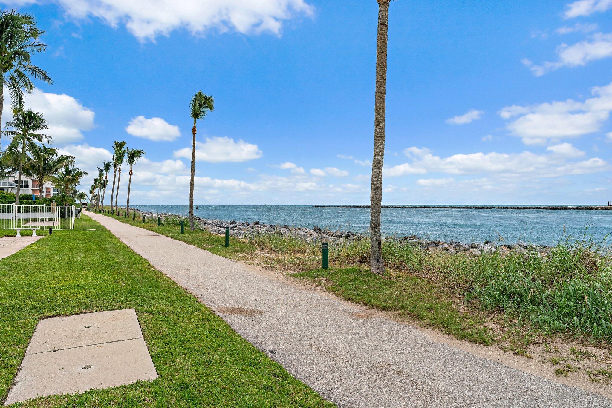 ADDISON SINGER ISLAND - Residential Lease