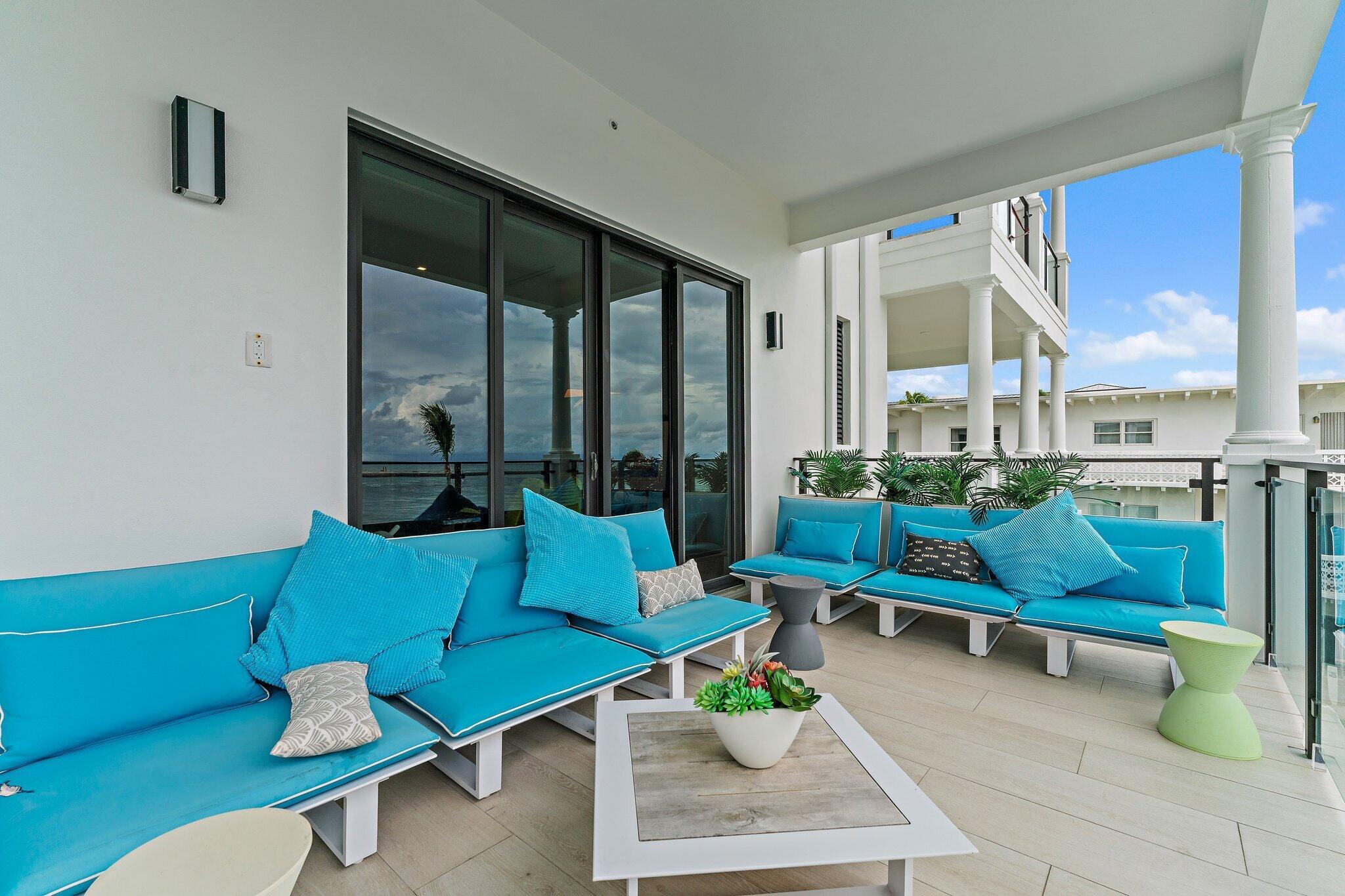 ADDISON SINGER ISLAND - Residential Lease