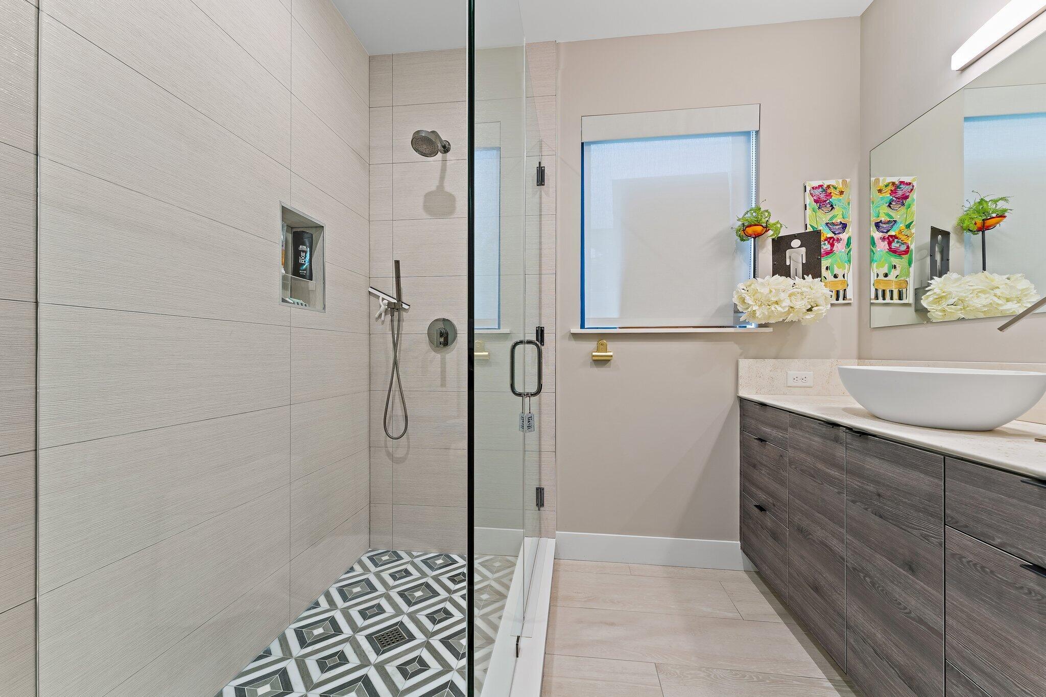 ADDISON SINGER ISLAND - Residential Lease