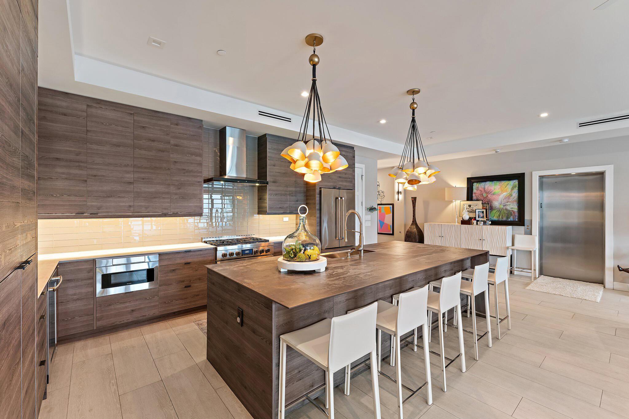 ADDISON SINGER ISLAND - Residential Lease