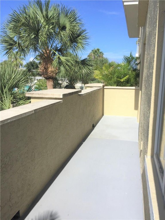 VILLAGE OF ABACOA CONDO - Residential