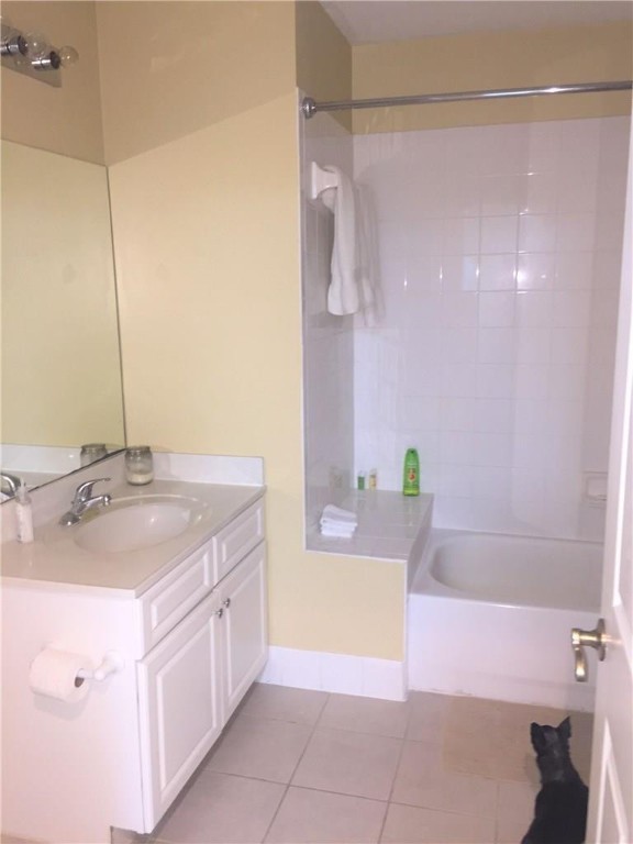 VILLAGE OF ABACOA CONDO - Residential