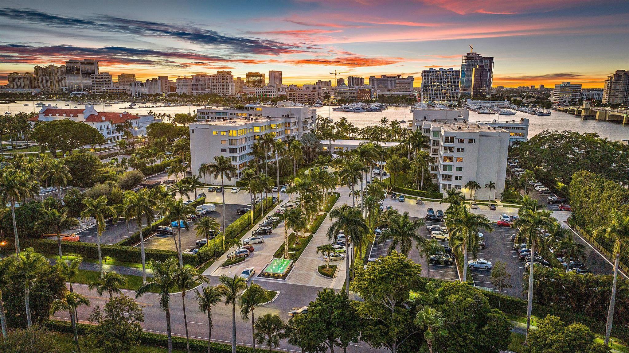 Palm Beach Towers - Residential