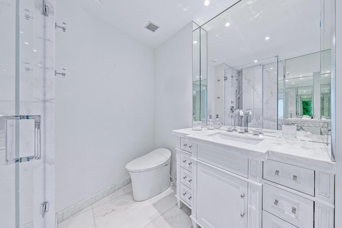 Palm Beach Towers - Residential