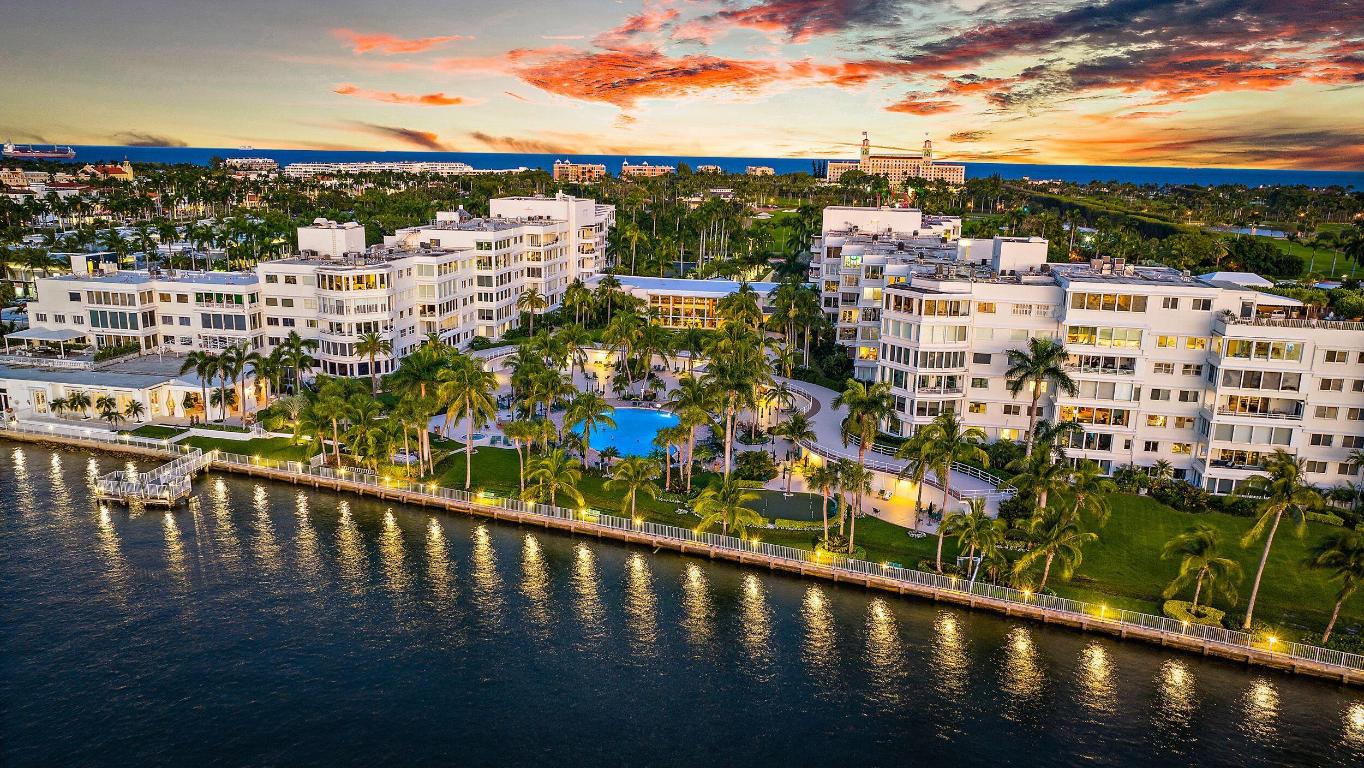 Palm Beach Towers - Residential