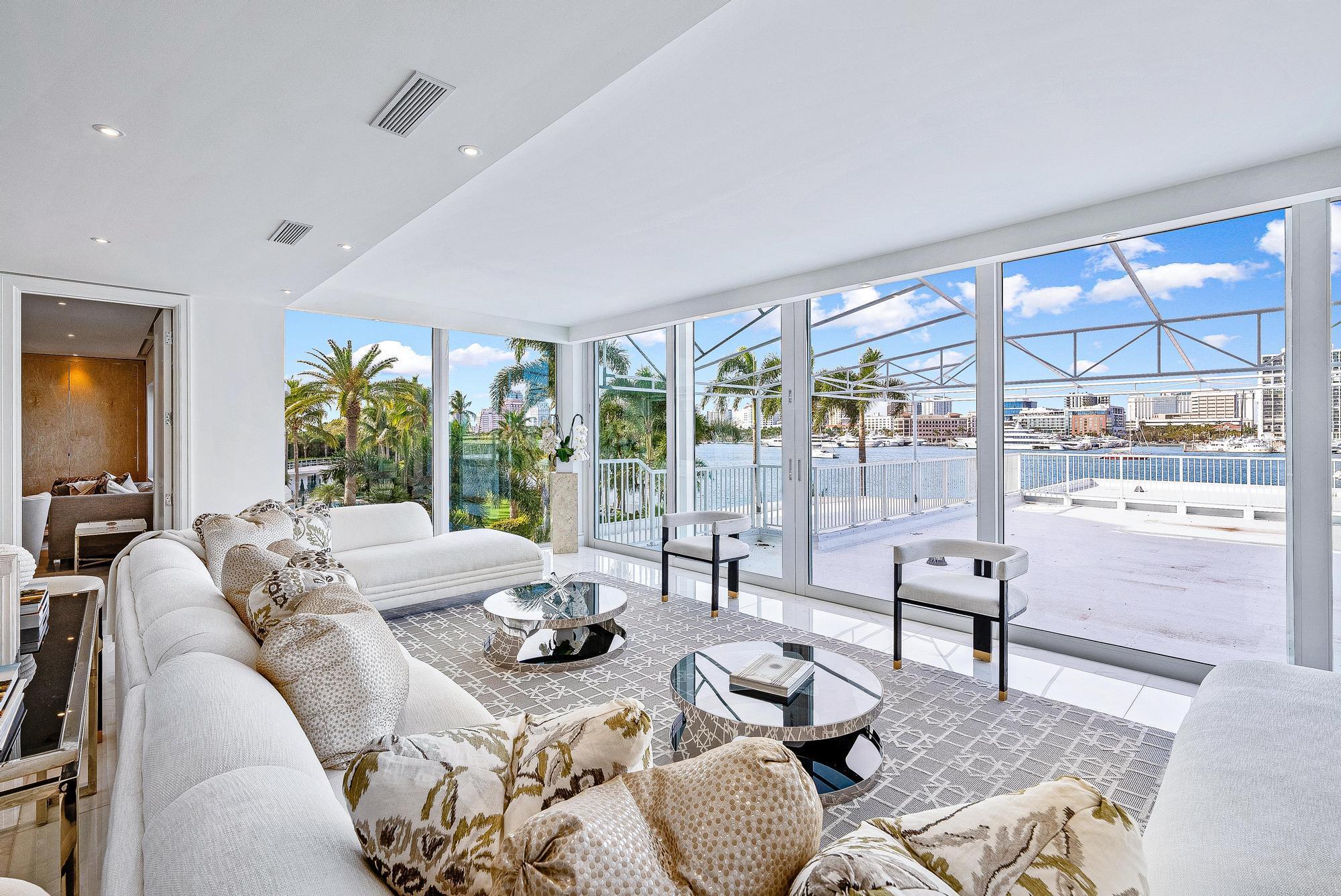 Palm Beach Towers - Residential