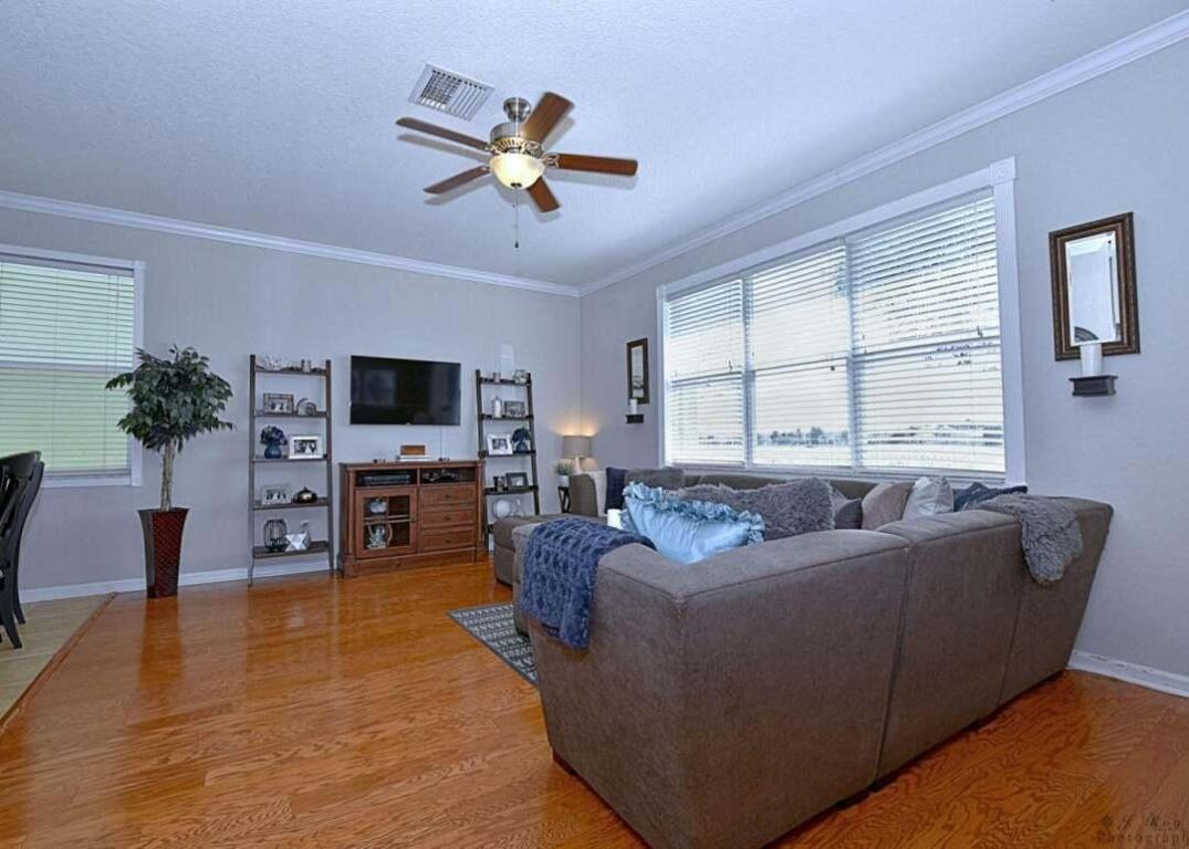 ANTHONY GROVES PH 2 - Residential Lease