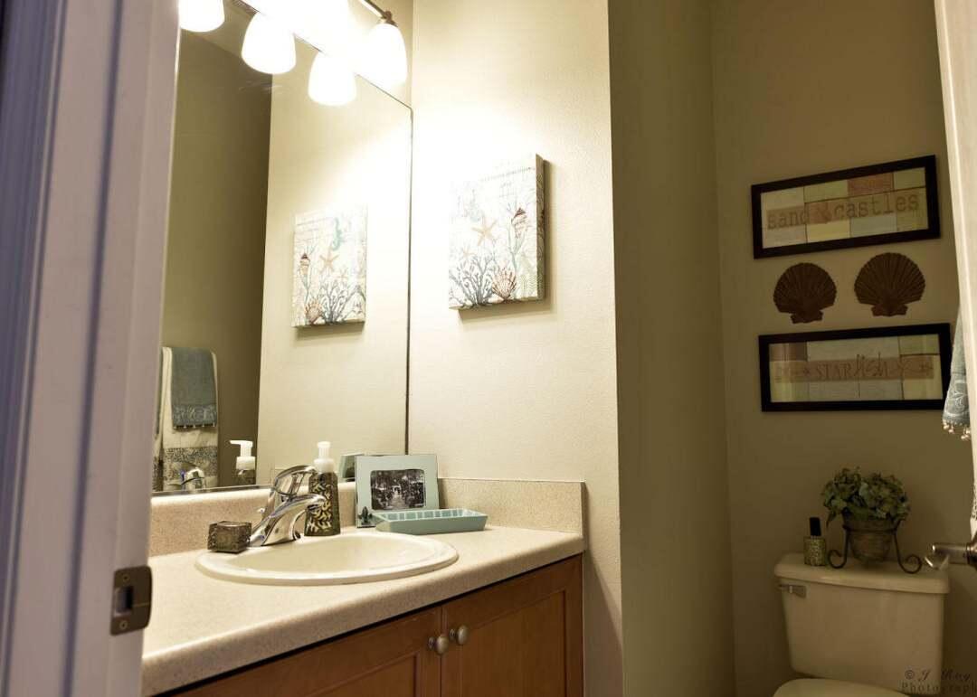 ANTHONY GROVES PH 2 - Residential Lease